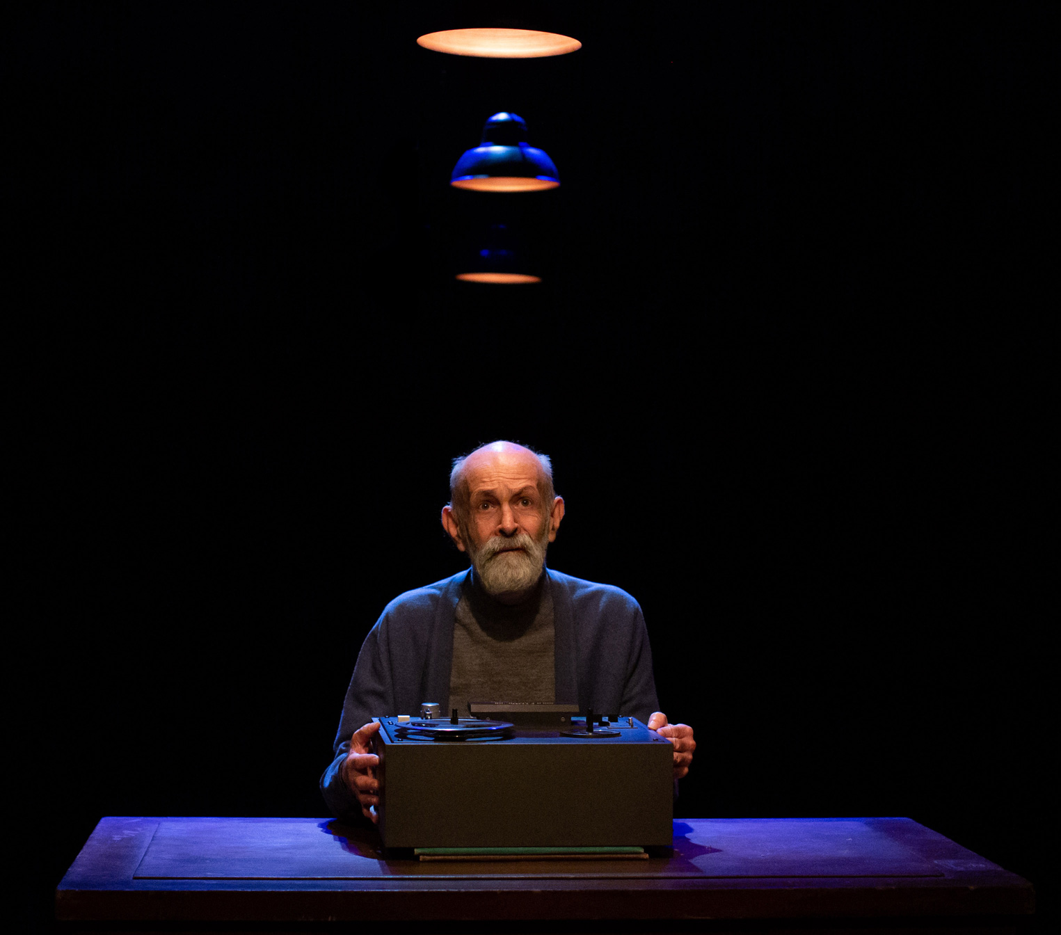 Imagen muestra de TODA IDENTIDAD ES IMAGINARIA 